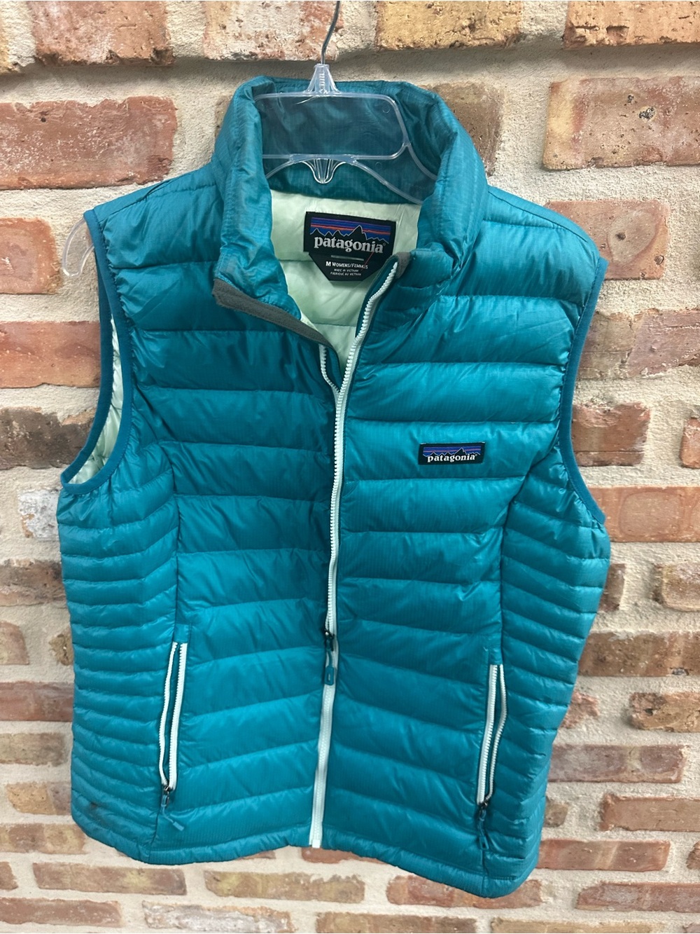 Patagonia Women's Teal Puffy Down Vest